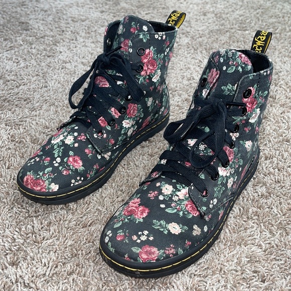Dr. Martens | Hackney Floral Boots - Picture 3 of 8